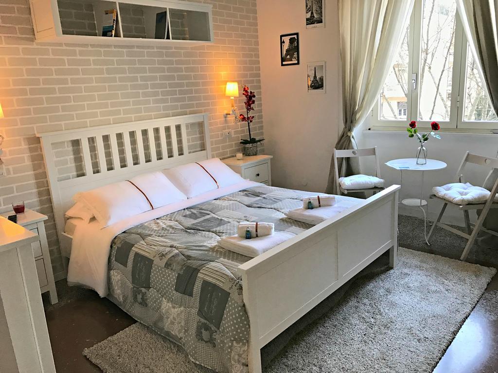 Moonlight Inn Guesthouse Rom Eksteriør billede